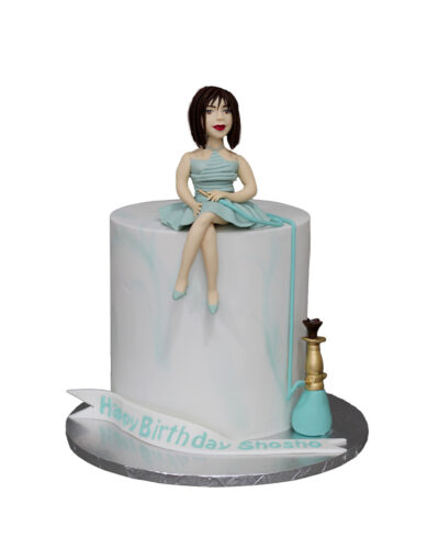 Girls birthday Cake 53